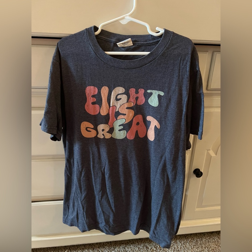 Girls youth size M t-shirt, Eight is Great